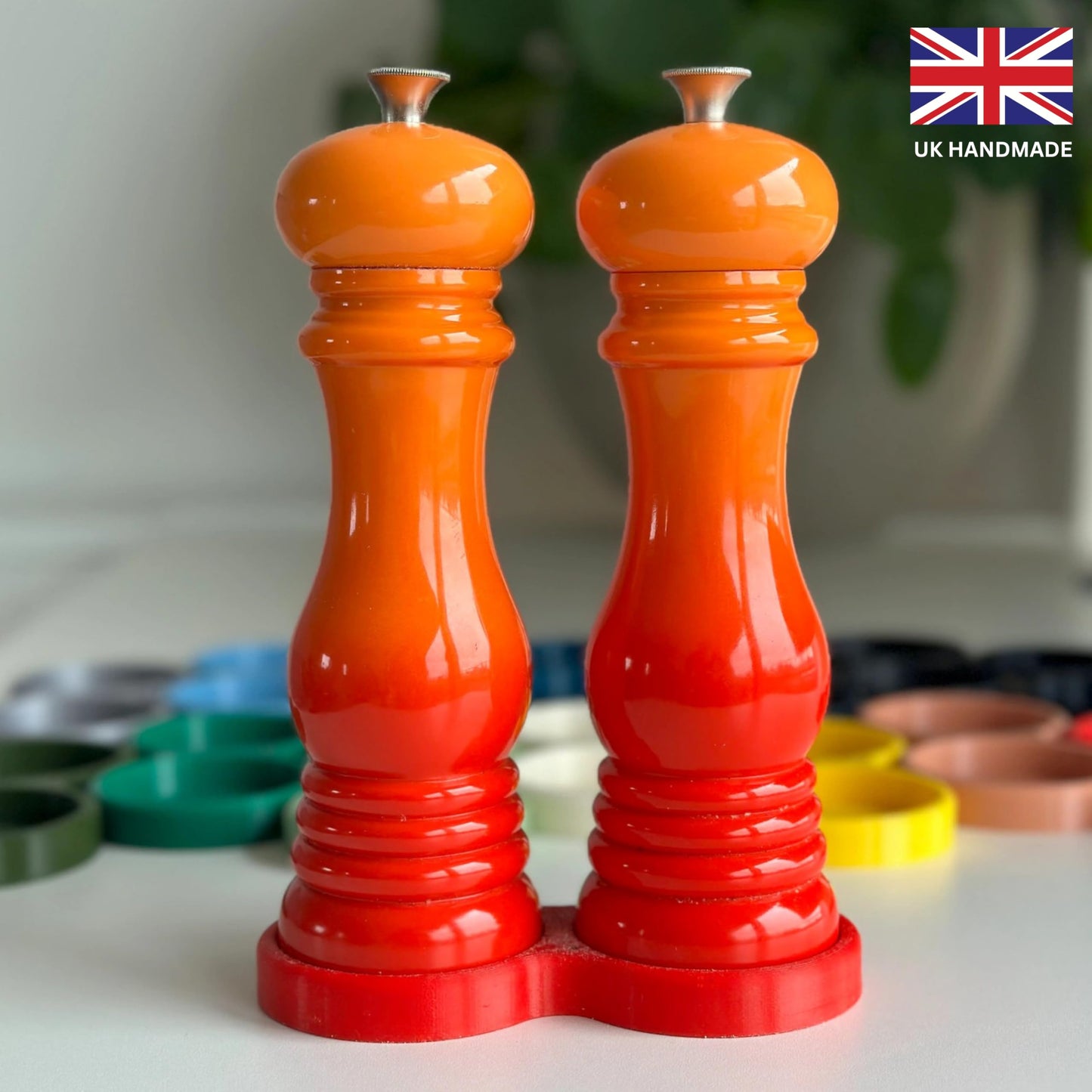 Stand for Le Creuset Salt and Pepper Mills